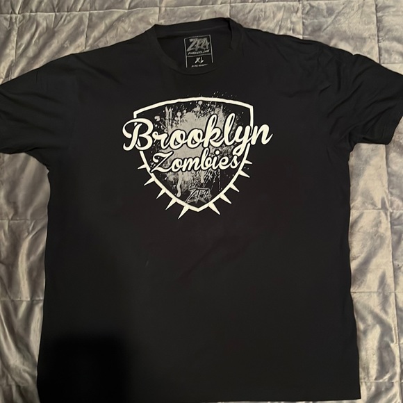 Brooklyn Zombies t-shirt - Picture 1 of 3